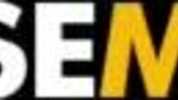 克洛伊心情低落,继母赛伦用甜蜜舔舐让她开心起来