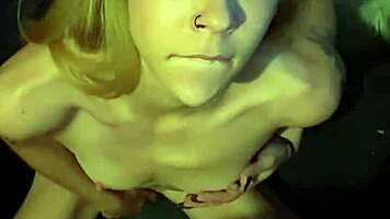 getting a cumshot from my bf 😏