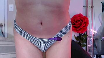 Mianyx emotionally teases your cock with tight naked body and heart-shaped bush in live camshow