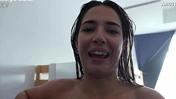 幕后看尿尿行动:Daruma Rai 和 Nuria Millan 群交拳交!激烈肛门双插硬核!