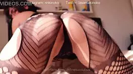 i'm waitin for ya to cum all over my pantyhose ass