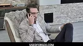 18+少女黛安娜·格蕾丝体验奇特导师方法时喜极而泣