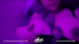 Beautiful Indian Desi Teen 18+ Flaunts Big Boobs on Cam, Wow! 😍