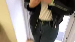 The guy visited his acquaintance for a paid blowjob