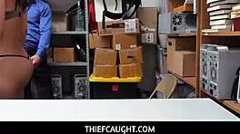 LP警官大开腿猛干Shoplyfter Amethyst Banks紧逼