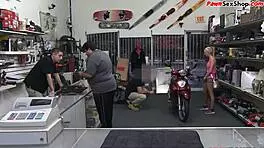 blonde enjoys the motor so much she offers a favor for it in the office