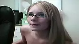 Sexy Webcam Girl Masturbates Outdoors For Voyeur Couple, Reaching Intense Orgasm With Amateur Ass Play