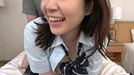 自制日本少女18+泳池约会激情做爱