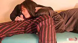 want to see cum in throat after anal fisting?