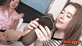 Ashlynn Taylor's Employee Cleans Her Smelly Feet As Foot Slave