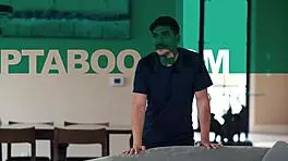 POV后妈裙子挑逗 Pristine Edge