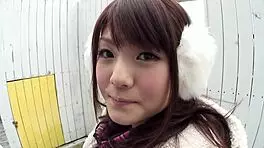 可爱亚洲18+女孩首次尝试捆绑与老男人