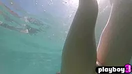 alina lopez posing naked, showing off her huge ass 😍