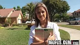 Jessie navigates the casting couch with pervs on patrol