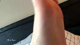 Mianyx Teases with Bare Feet