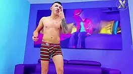 Wow Blowjob Party with Girlfriend and Her Wild Friends