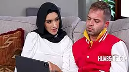 Aubry Babcock, hijab girl, caught by her crush