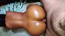 Contrato puta colombiana de culo grande y le hago anal sin condon camara oculta