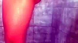 vizinha novinha shares her bath video with big ass