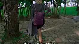 Intense 18 babe flashes tits and pussy in central park