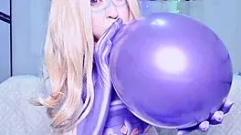 giantess lady blows and pops balloons with her huge booty