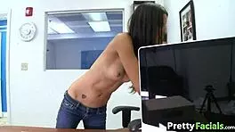 suzanne kelly gets a hot facial