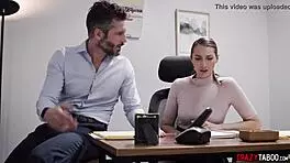 hey, check this hardcore couple with lola fae! 😍