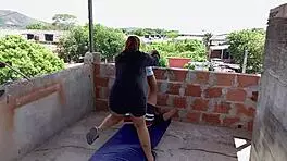 La Perra Cachonda De Mi Esposa Me Provoca En La Terraza Y Me Corro En Sus Tetas - 1 Parte