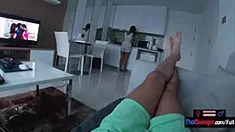 thai teen girlfriend cleans up before sucking her boyfriend's huge cock 😘