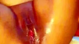 Pensei no quanto queria meu vizinho e acabei squirting com toy