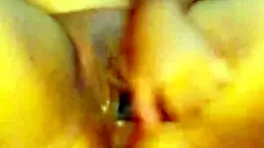 Pensei no quanto queria meu vizinho e acabei squirting com toy