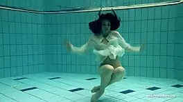 hungarian teen petra gets nude in the pool underwater 😍