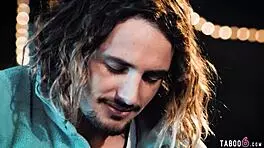 Naive virgin teen blonde Dixie Lynn gets fucked by the solo artist in cowgirl riding.