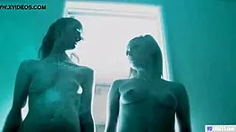 Aliens Lick Tits And Dive Into Pussies Of Screaming Pornstars In Lesbian Group Scene