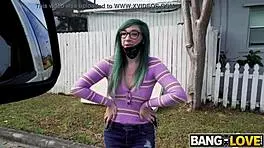 Waitress Savannah Siren Feels Thrill with Huge Tip on Bus