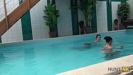 Watch me pick up this teen for sex in the pool.