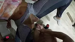 déchire mon pantalon de yoga et fourre-moi la chatte