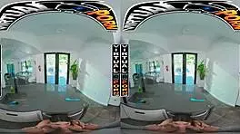 Breakfast turns intimate with girlfriend Sera Ryder virtually