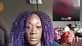 Slim milf twerking out