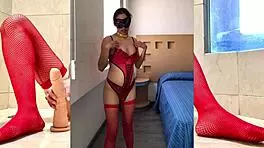 perrita rica shows her pussy in college toy play with big cock