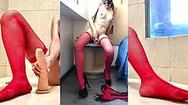 perrita rica shows her pussy in college toy play with big cock