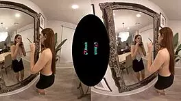 Vanna Bardot celebrates New Year's with cumshot