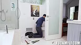 Krystal Sparks and Rion King in shutting up Karens scene