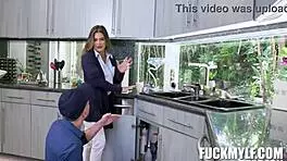 Krystal Sparks and Rion King in shutting up Karens scene