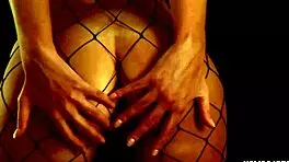 嘿，看这优雅骚妹自慰抠穴solo！😍