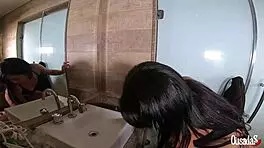 Chatting with teen Lunna Real as she gets ready to fuck