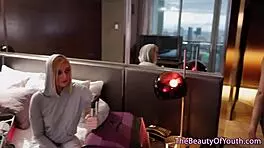 Babe Eats Pussy in Sixtynine Pose