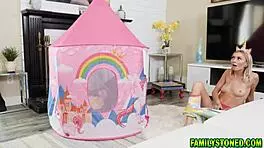 stepsister takes a ride on stepbrother's shaft and reaches climax