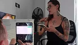 Hey, want casual sex with no strings attached next door?