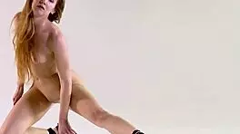 Svetik Samozvetik shows off super hot gymnastics with naked yoga moves! 🔥